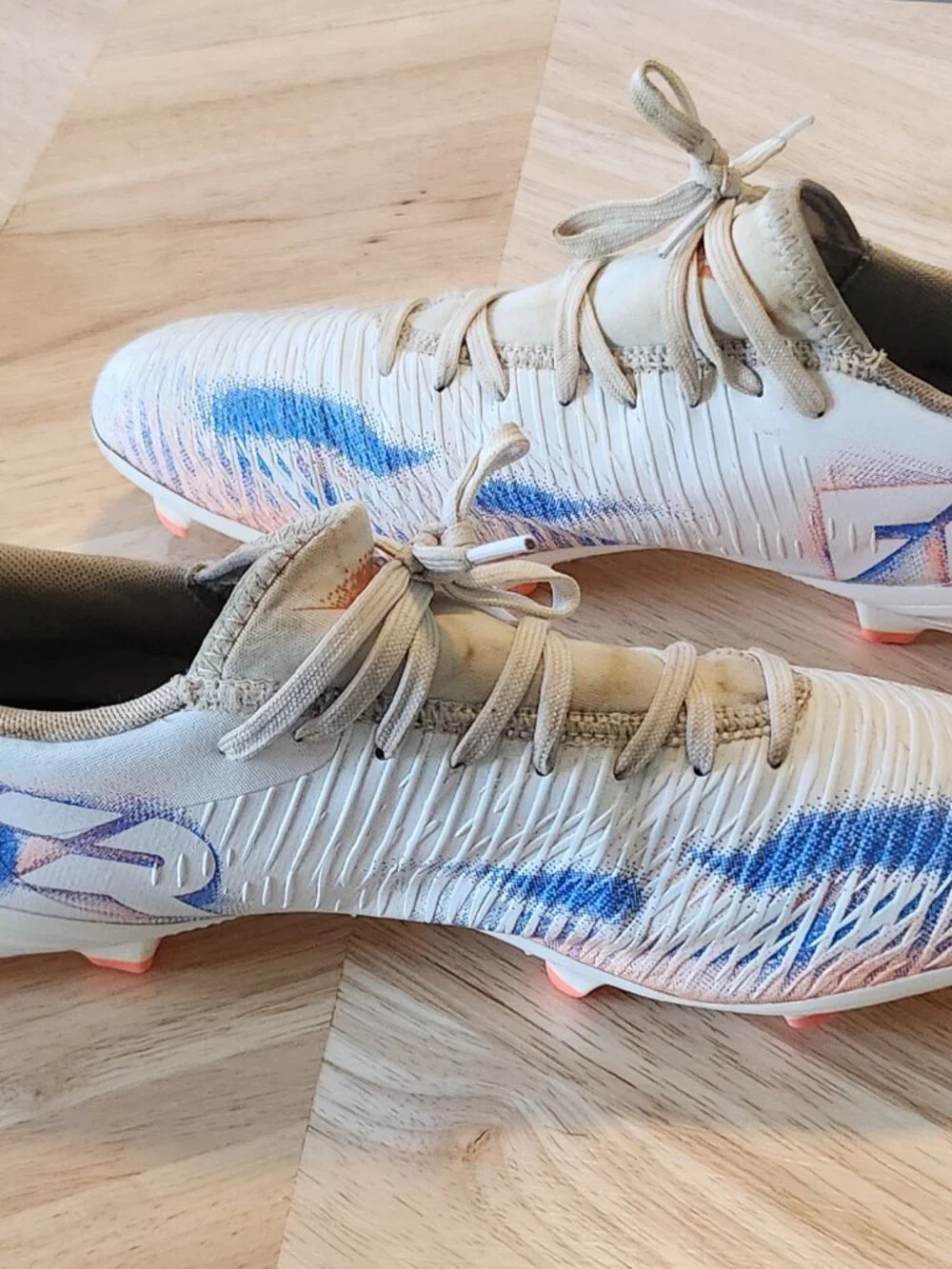 Puma Future Match FG/AG Soccer Cleats White Coral Blue Men's Size 8